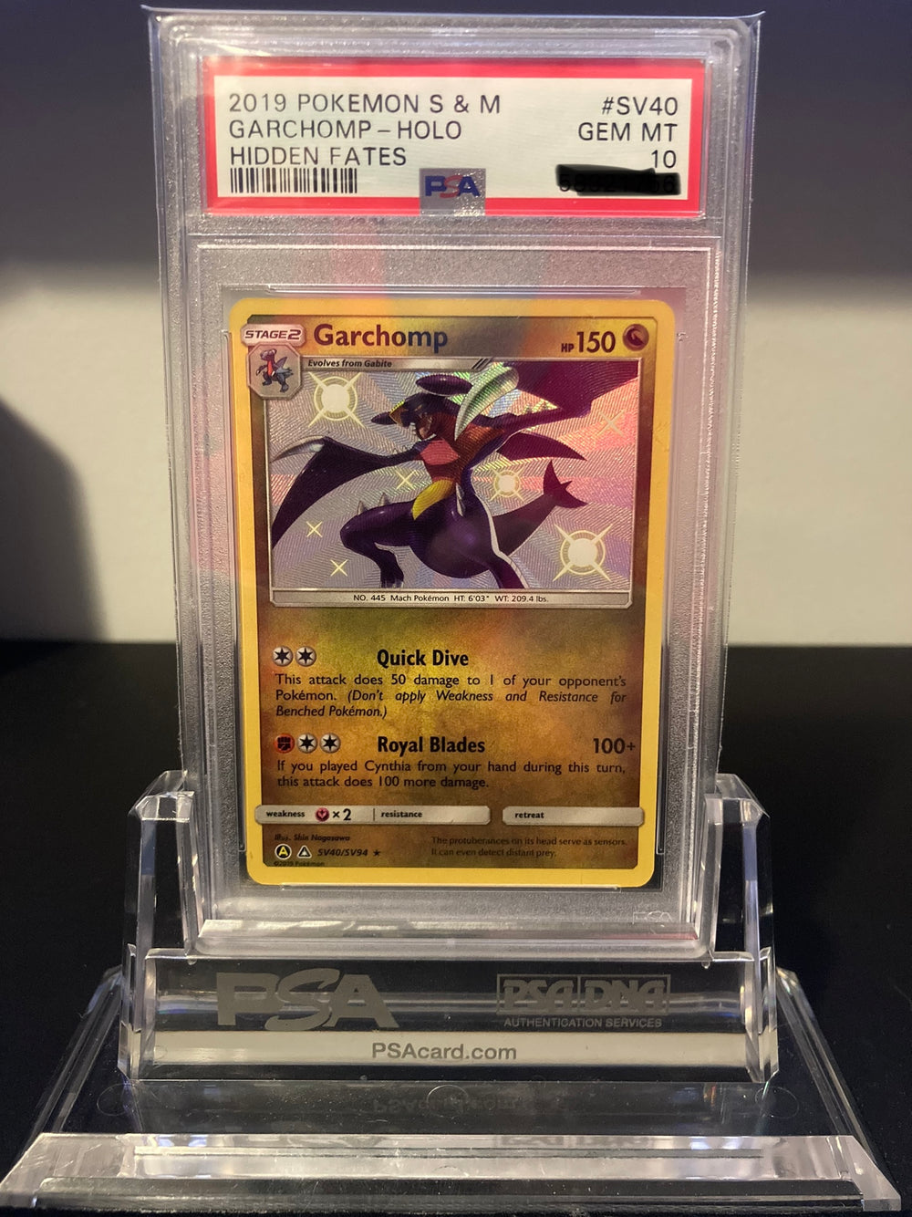 Garchomp - Hidden Fates - SV40 - PSA 10 - Deck Out Gaming