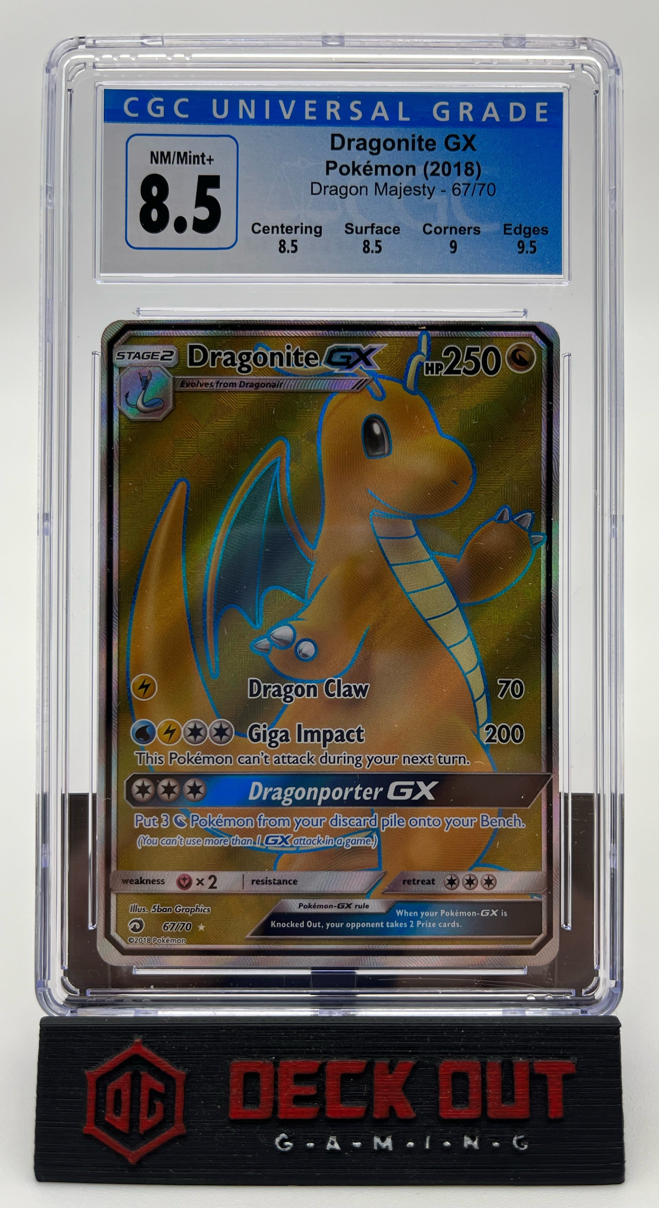 Dragonite GX - Dragon Majesty - 67/70 - CGC 8.5 (8.5/8.5/9.0/9.5) - Deck Out Gaming