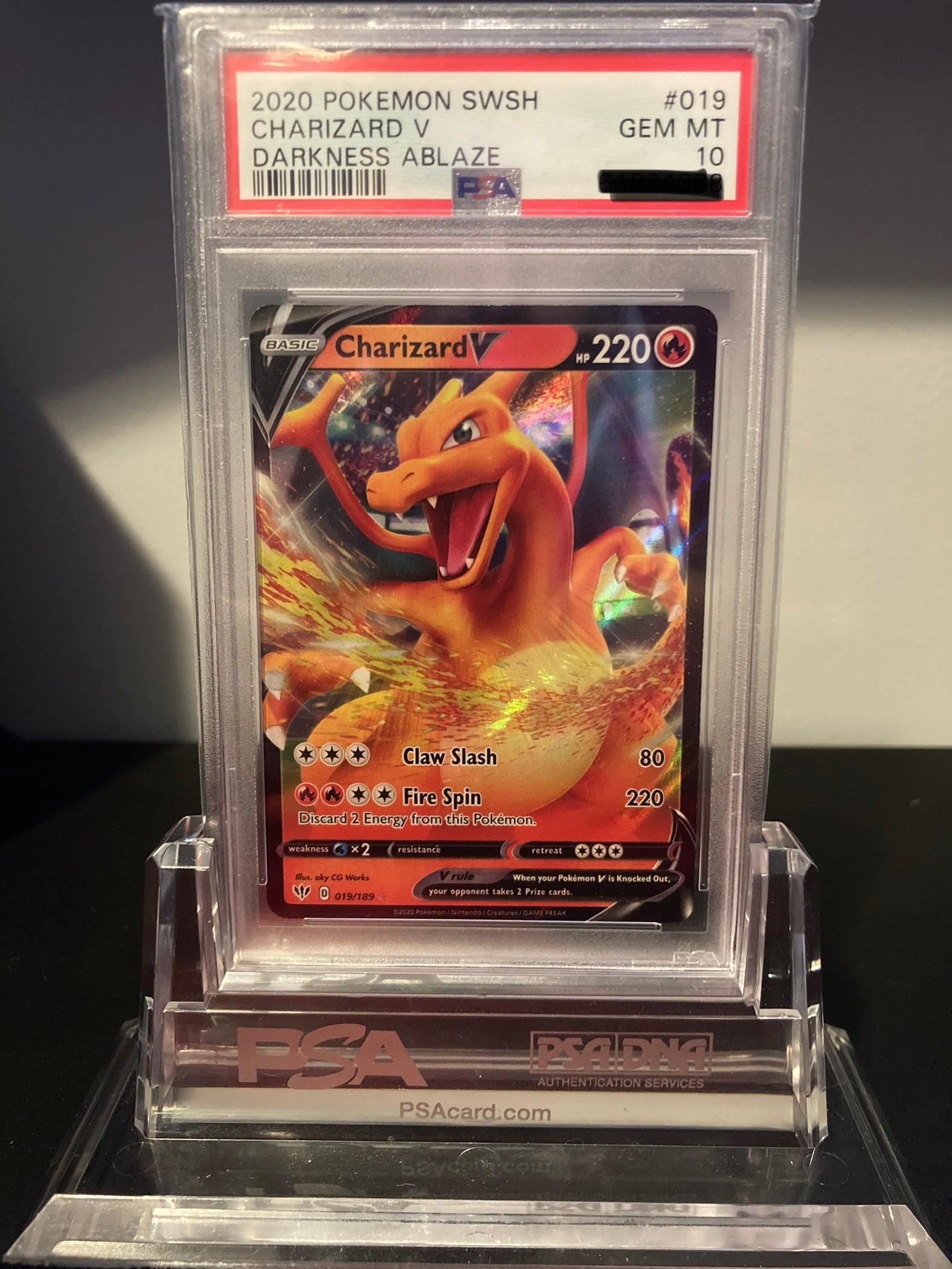 Charizard V - Darkness Ablaze - 19 - PSA 10 - Deck Out Gaming