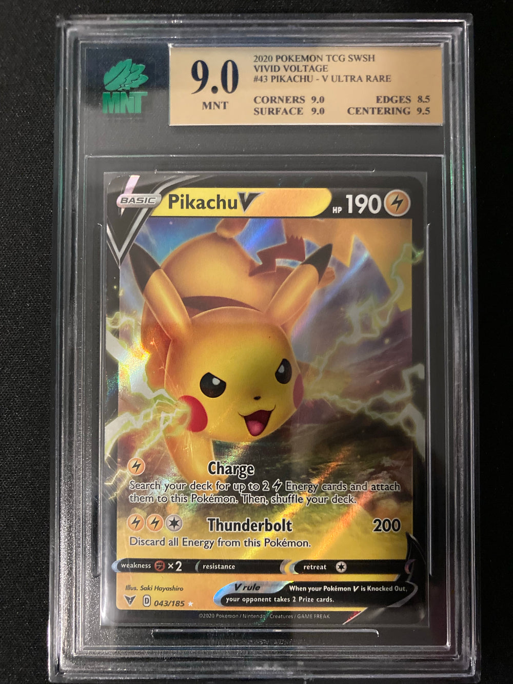 Pikachu V - Vivid Voltage - 43 - MNT 9.0 (9.0/9.0/8.5/9.5) - Deck Out Gaming